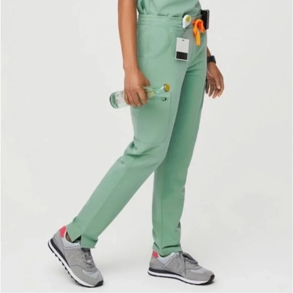 FIGS Limited Edition Jade Scrub Casma Top M/Yola Skinny Pant S - Picture 8 of 16